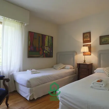 Marla By Smiling * Hondarribia